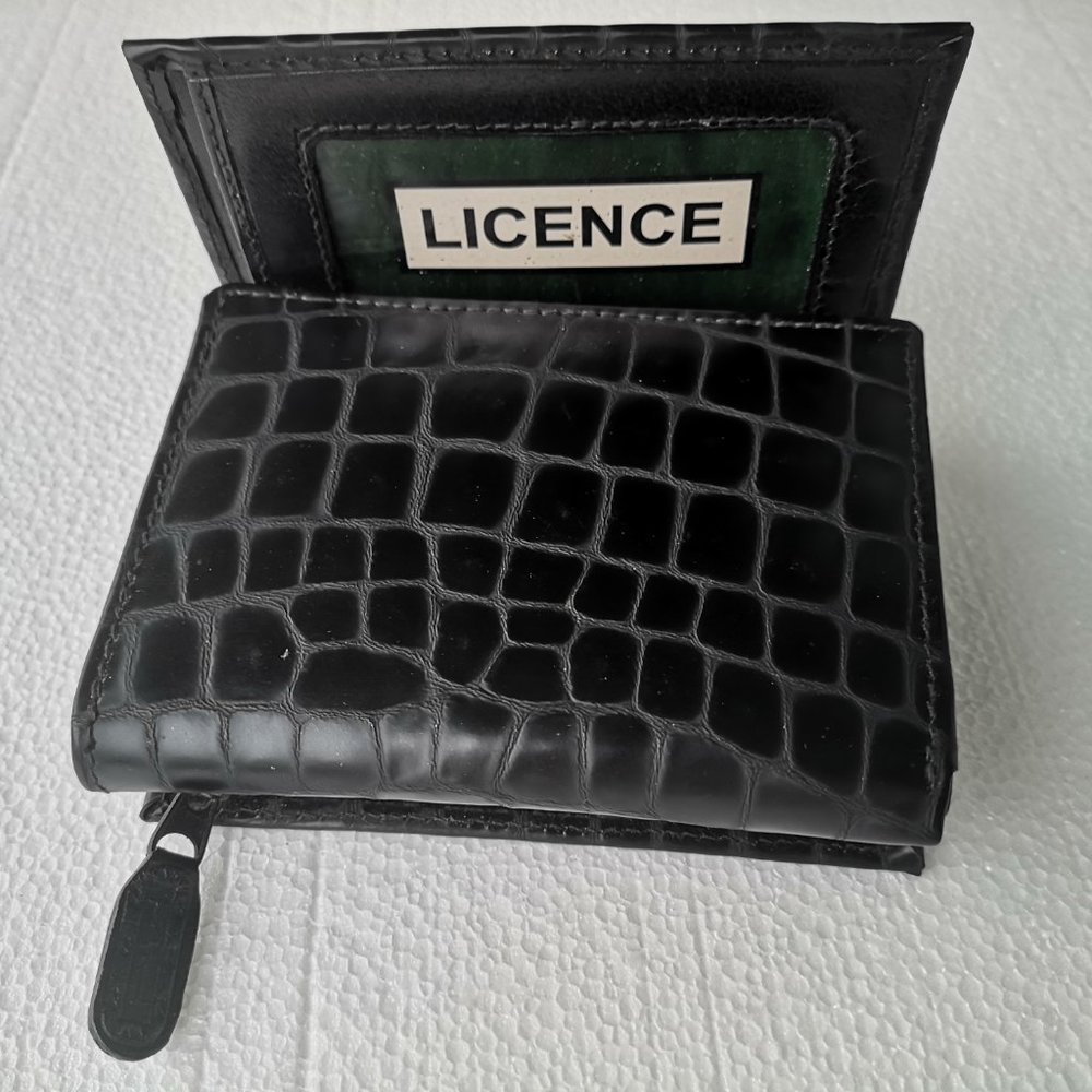 Club Rochelier black Croco embossed leather Tri-fold Wallet for Mens or Ladies